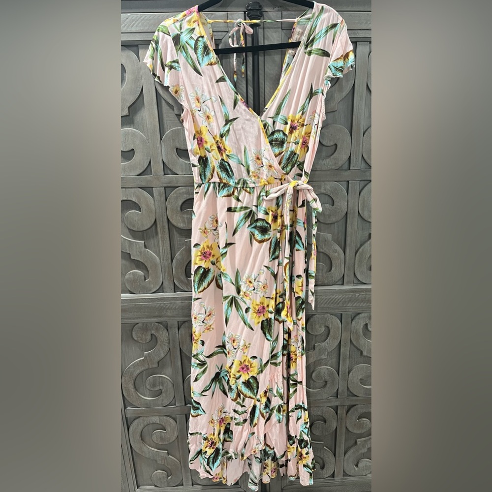 Floral spring/summer dress size small